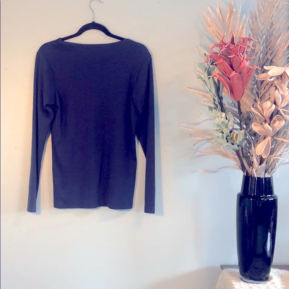 Tommy Bahama long sleeve crew neck top - Picture 4 of 4